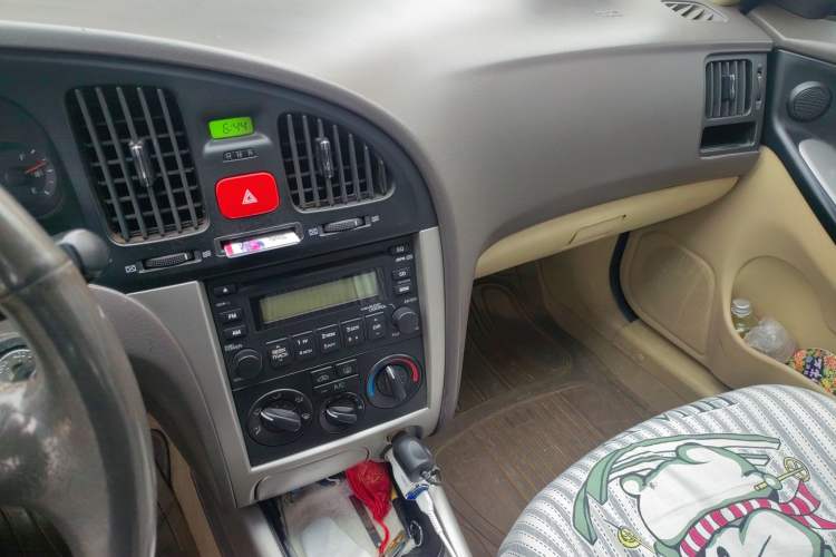 Used Hyundai Elantra 2007 1.6L Manual Comfort Model Audio And AC Panel