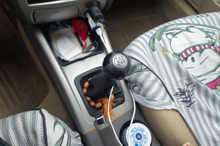 Used Hyundai Elantra 2007 1.6L Manual Comfort Model Gear Lever