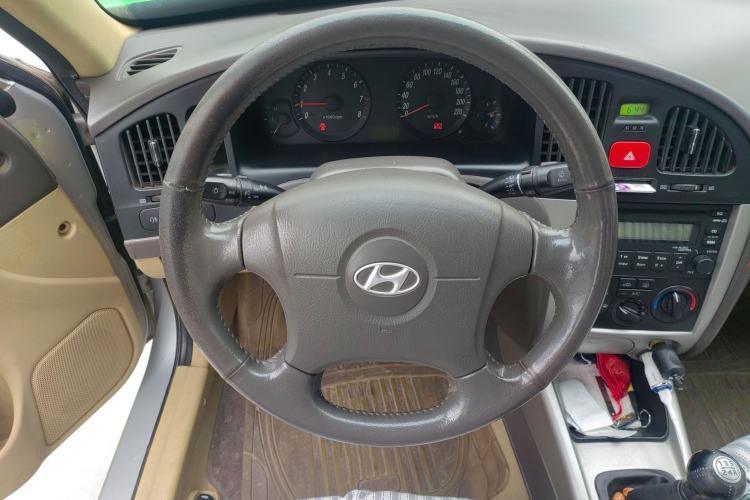 Used Hyundai Elantra 2007 1.6L Manual Comfort Model Steering Wheel