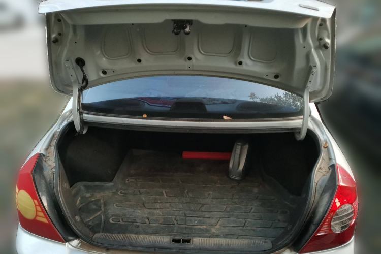 Used Hyundai Elantra 2007 1.6L Manual Comfort Model Trunk