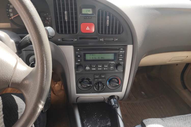 Used Hyundai Elantra 2007 1.6L Manual Comfort Model Audio And AC Panel