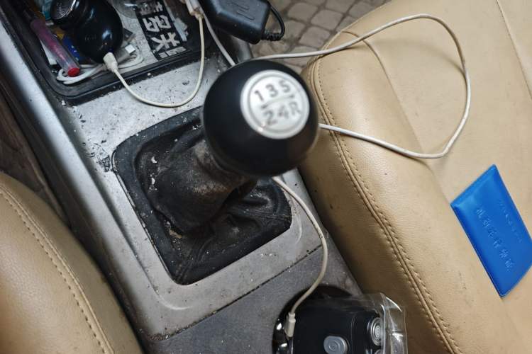 Used Hyundai Elantra 2007 1.6L Manual Comfort Model Gear Lever
