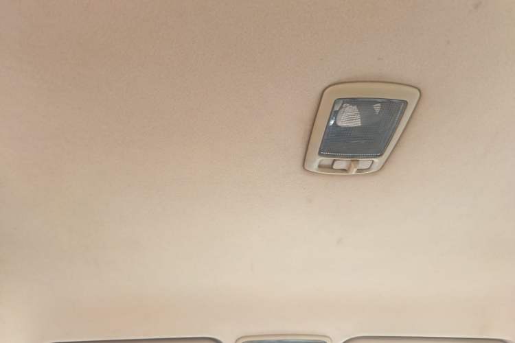 Used Hyundai Elantra 2007 1.6L Manual Comfort Model Headliner