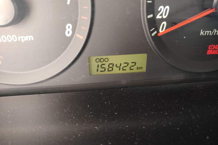Used Hyundai Elantra 2007 1.6L Manual Comfort Model Odometer Close Up