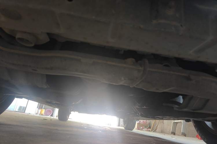 Used Hyundai Elantra 2011 1.6L Manual Comfort Version Chassis Front