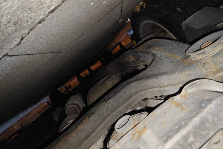 Used Hyundai Elantra 2011 1.6L Manual Comfort Version Chassis Front