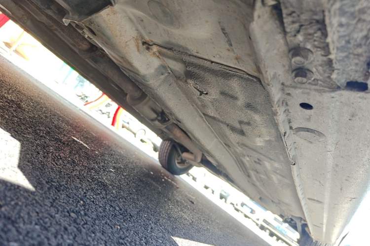 Used Hyundai Elantra 2011 1.6L Manual Comfort Version Chassis Front Left