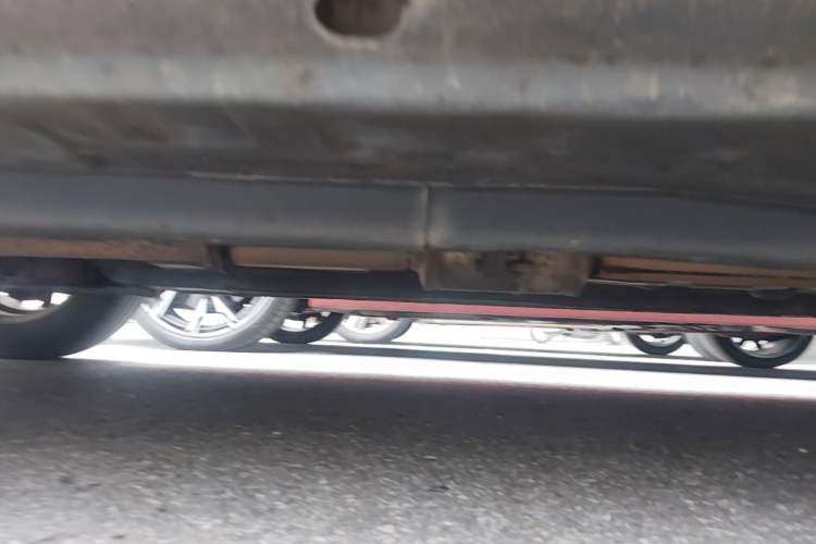 Used Hyundai Elantra 2011 1.6L Manual Comfort Version Chassis Front Left