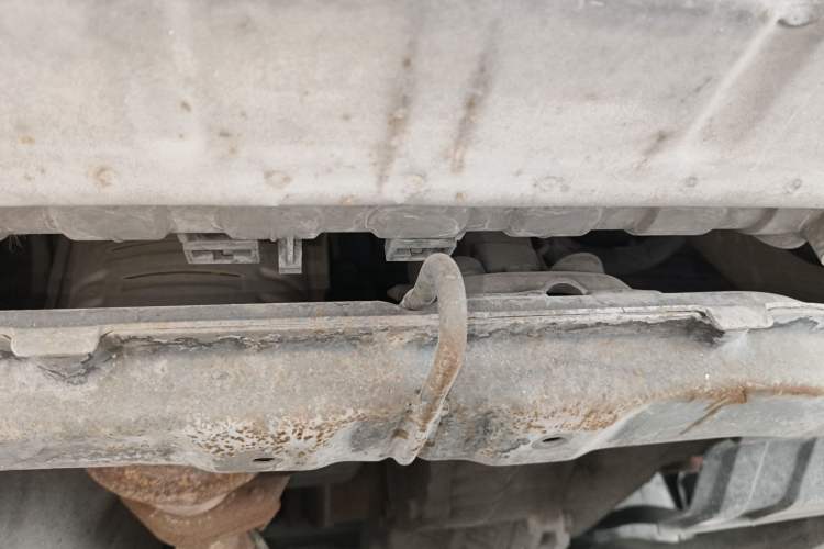 Used Hyundai Elantra 2011 1.6L Manual Comfort Version Chassis Front