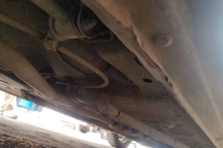 Used Hyundai Elantra 2011 1.6L Manual Comfort Version Chassis Front