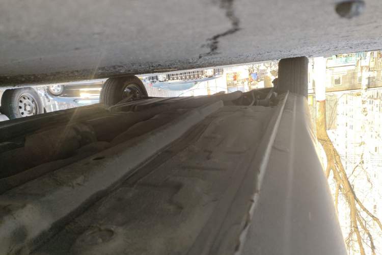 Used Hyundai Elantra 2011 1.6L Manual Comfort Version Chassis Front Right