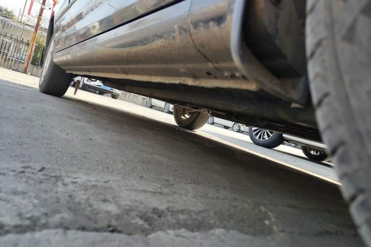 Used Hyundai Elantra 2011 1.6L Manual Comfort Version Chassis Front Right