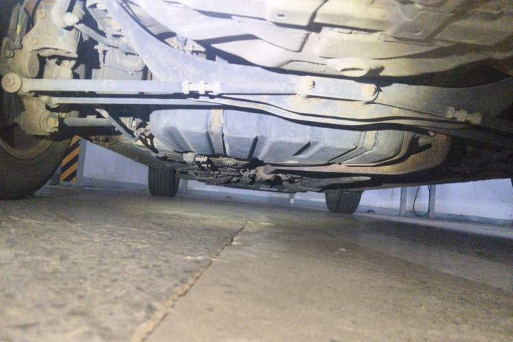 Used Hyundai Elantra 2011 1.6L Manual Comfort Version Chassis Rear