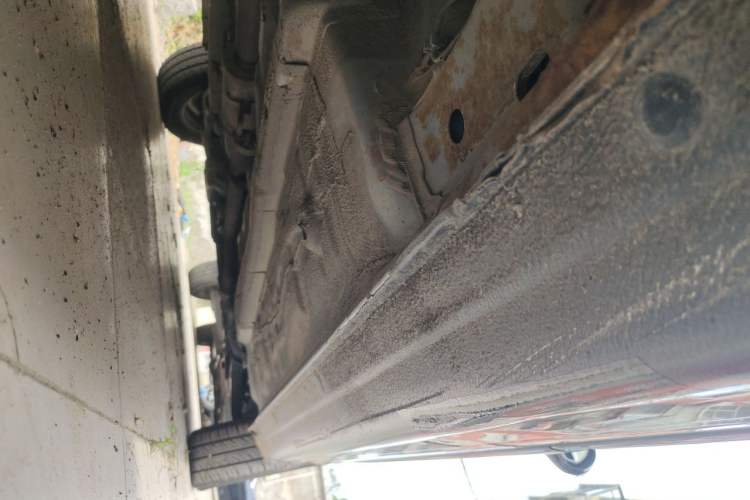 Used Hyundai Elantra 2011 1.6L Manual Comfort Version Chassis Rear Right