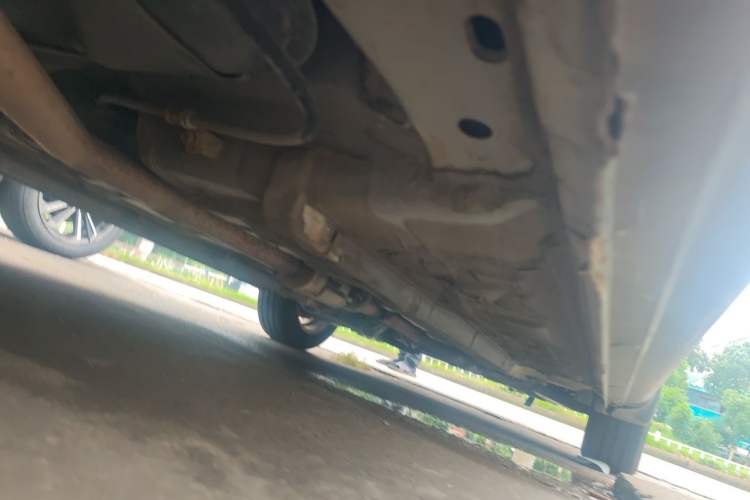 Used Hyundai Elantra 2011 1.6L Manual Comfort Version Chassis Rear Right