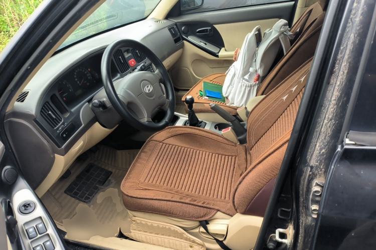 Used Hyundai Elantra 2011 1.6L Manual Comfort Version Driver Seat