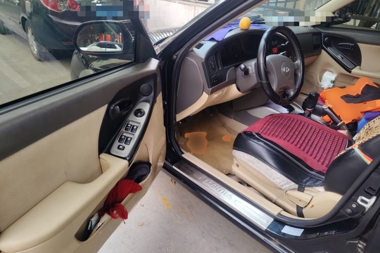 Used Hyundai Elantra 2011 1.6L Manual Comfort Version Driver Seat
