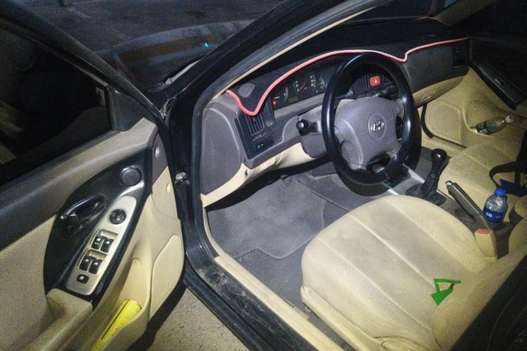Used Hyundai Elantra 2011 1.6L Manual Comfort Version Driver Seat