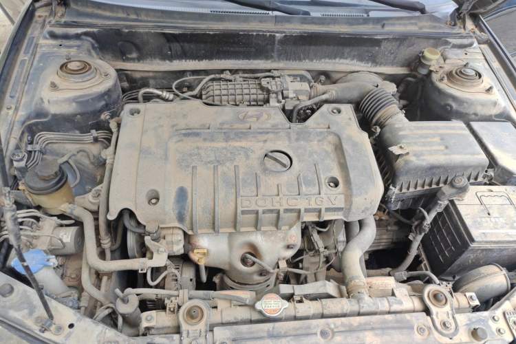 Used Hyundai Elantra 2011 1.6L Manual Comfort Version Engine Bay