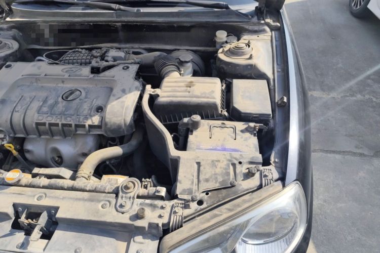 Used Hyundai Elantra 2011 1.6L Manual Comfort Version Engine Bay Left