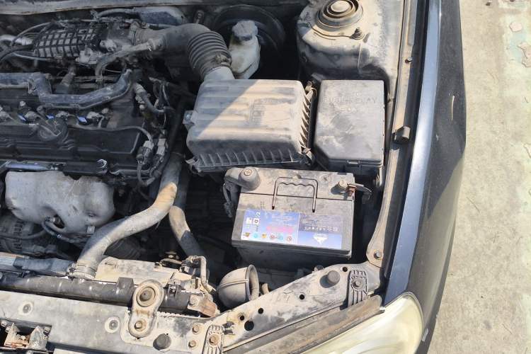 Used Hyundai Elantra 2011 1.6L Manual Comfort Version Engine Bay Left