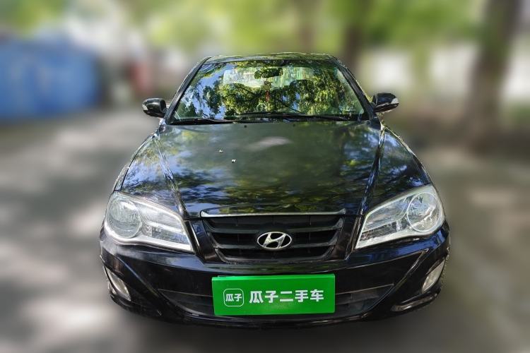 Used Hyundai Elantra 2011 1.6L Manual Comfort Version Front