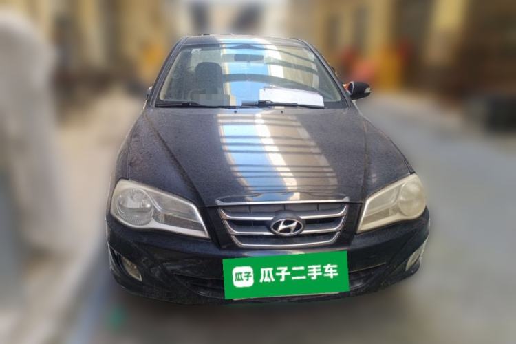 Used Hyundai Elantra 2011 1.6L Manual Comfort Version Front