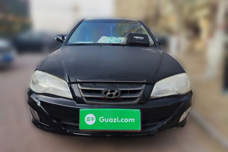 Used Hyundai Elantra 2011 1.6L Manual Comfort Version Front
