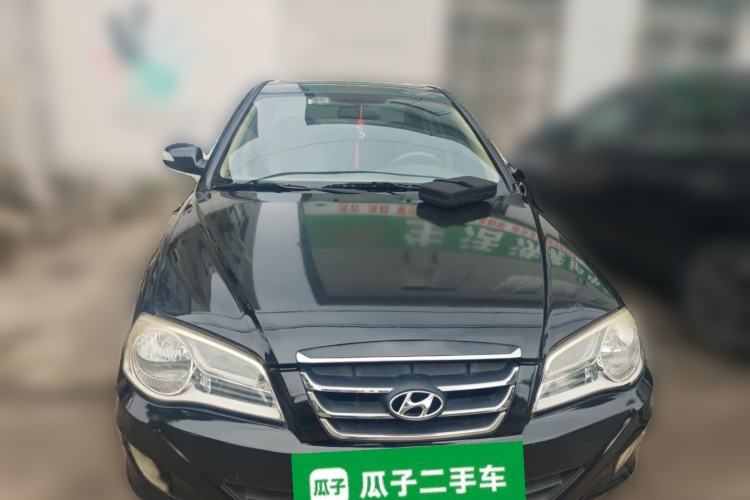 Used Hyundai Elantra 2011 1.6L Manual Comfort Version Front