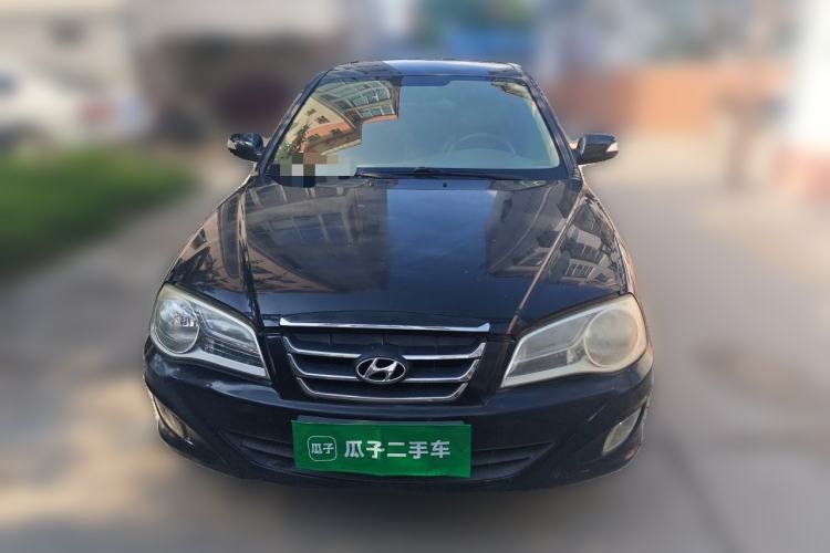 Used Hyundai Elantra 2011 1.6L Manual Comfort Version Front