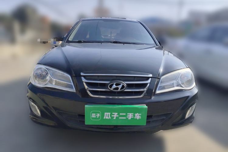 Used Hyundai Elantra 2011 1.6L Manual Comfort Version Front