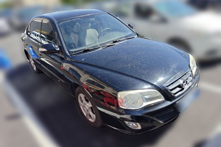 Used Hyundai Elantra 2011 1.6L Manual Comfort Version Front Right 45 Deg