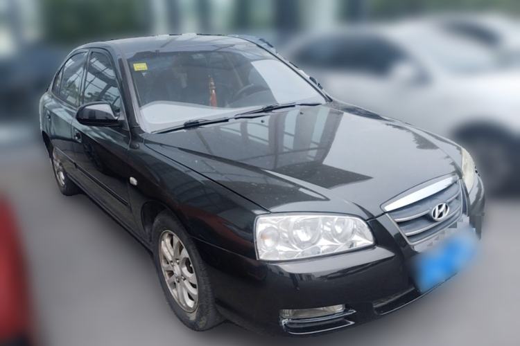 Used Hyundai Elantra 2011 1.6L Manual Comfort Version Front Right 45 Deg