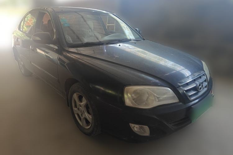 Used Hyundai Elantra 2011 1.6L Manual Comfort Version Front Right 45 Deg