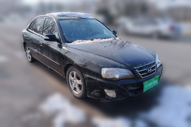 Used Hyundai Elantra 2011 1.6L Manual Comfort Version Front Right 45 Deg