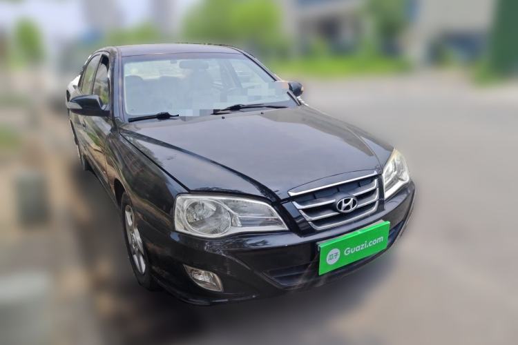 Used Hyundai Elantra 2011 1.6L Manual Comfort Version Front Right 45 Deg