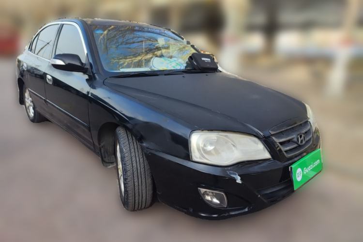 Used Hyundai Elantra 2011 1.6L Manual Comfort Version Front Right 45 Deg