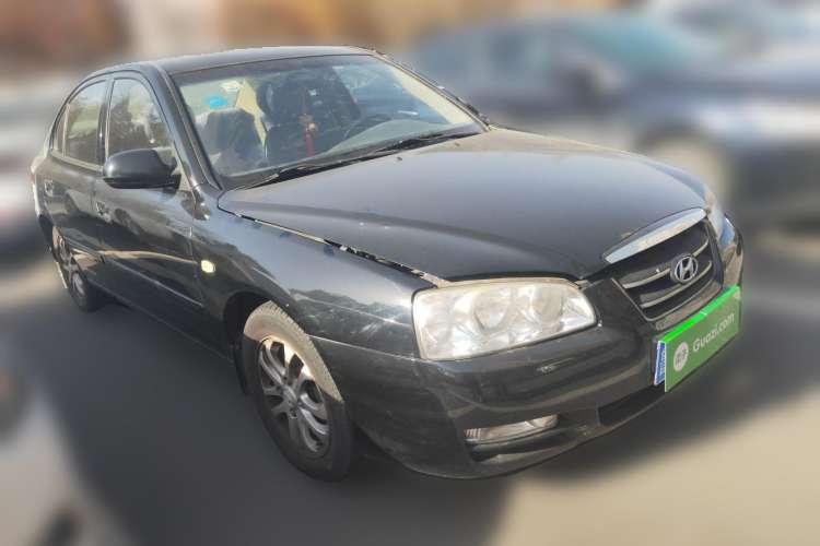Used Hyundai Elantra 2011 1.6L Manual Comfort Version Front Right 45 Deg