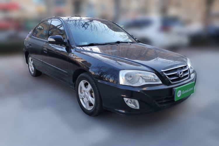Used Hyundai Elantra 2011 1.6L Manual Comfort Version Front Right 45 Deg