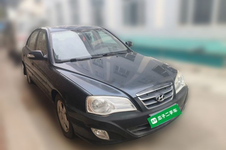 Used Hyundai Elantra 2011 1.6L Manual Comfort Version Front Right 45 Deg