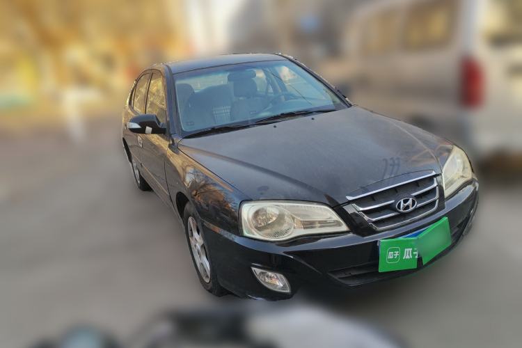Used Hyundai Elantra 2011 1.6L Manual Comfort Version Front Right 45 Deg