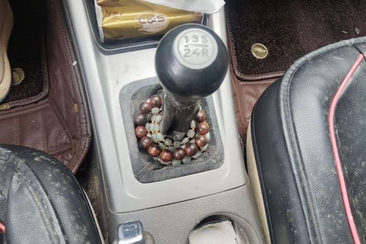 Used Hyundai Elantra 2011 1.6L Manual Comfort Version Gear Lever