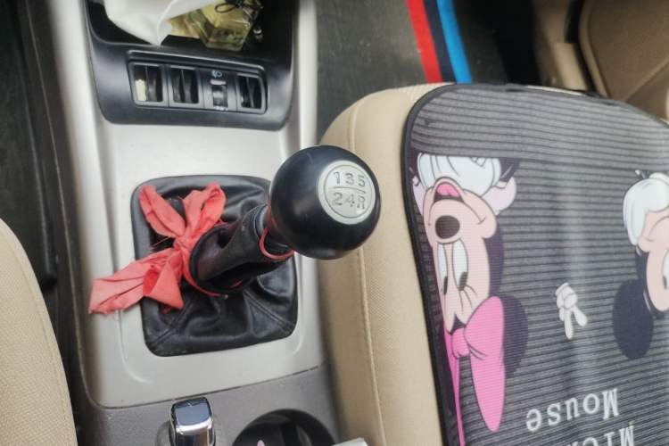 Used Hyundai Elantra 2011 1.6L Manual Comfort Version Gear Lever