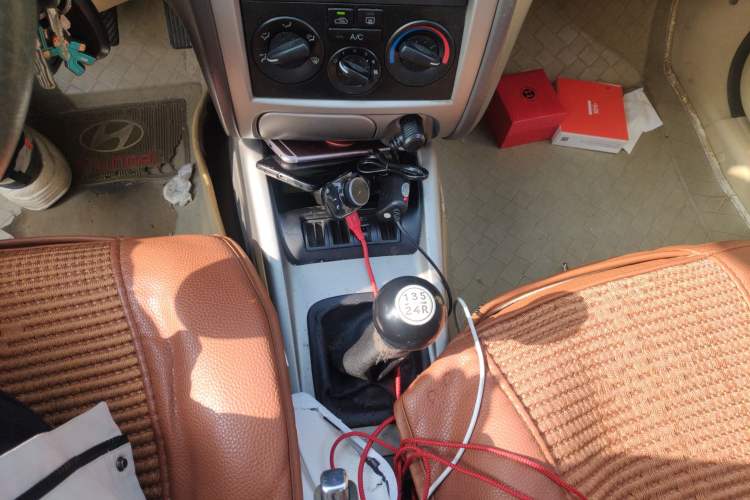 Used Hyundai Elantra 2011 1.6L Manual Comfort Version Gear Lever