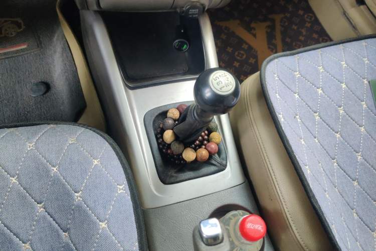 Used Hyundai Elantra 2011 1.6L Manual Comfort Version Gear Lever