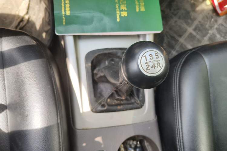 Used Hyundai Elantra 2011 1.6L Manual Comfort Version Gear Lever