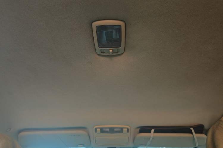 Used Hyundai Elantra 2011 1.6L Manual Comfort Version Headliner