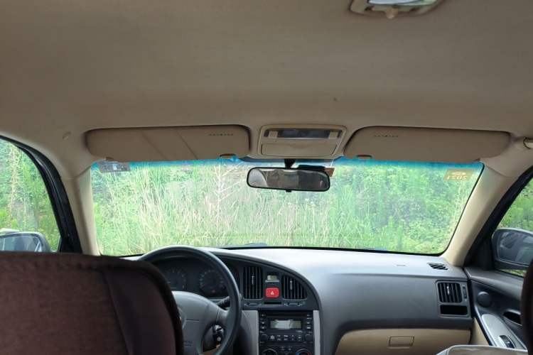 Used Hyundai Elantra 2011 1.6L Manual Comfort Version Headliner