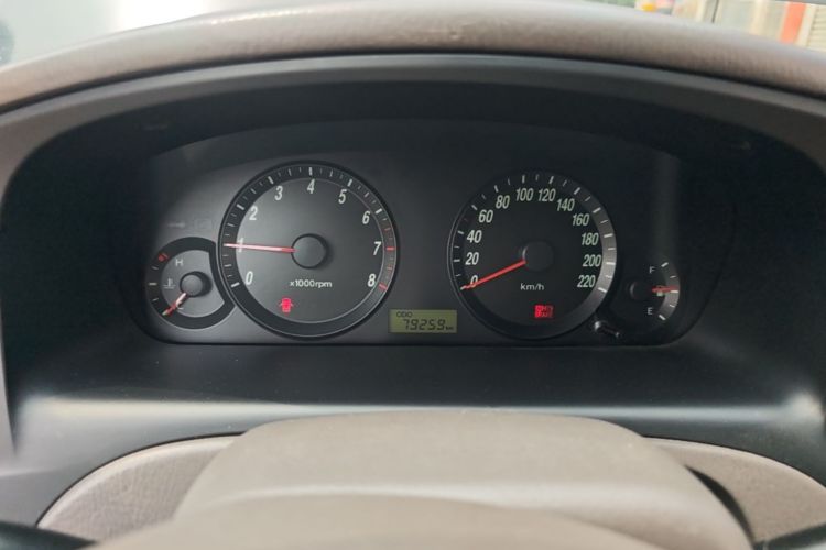 Used Hyundai Elantra 2011 1.6L Manual Comfort Version Odometer Close Up