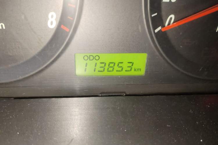 Used Hyundai Elantra 2011 1.6L Manual Comfort Version Odometer Close Up